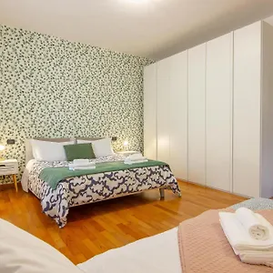 Casa Olivia Private Garden & Parking Appartamento